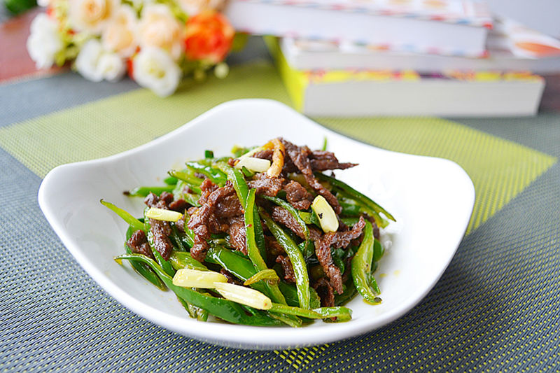 尖椒牛肉，尖椒牛肉丝的做法川菜