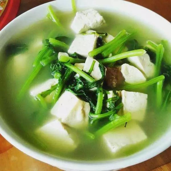 茼蒿豆腐，茼蒿豆腐汤的做法正宗