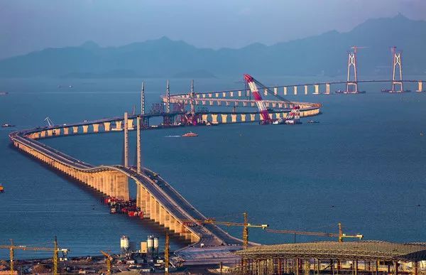 港珠澳大桥设计师，港珠澳大桥总设计师是谁