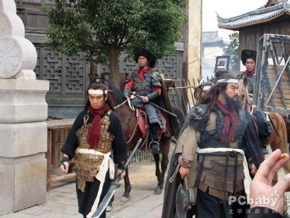 阮小七的绰号，水浒传中阮小七的绰号