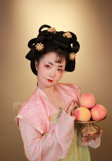 唐朝女子妆容，唐代妆容特点介绍