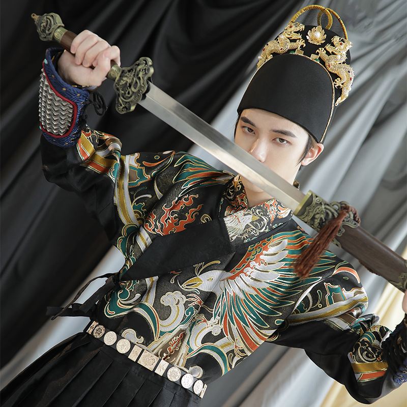 明服，逃跑吧少年神明服