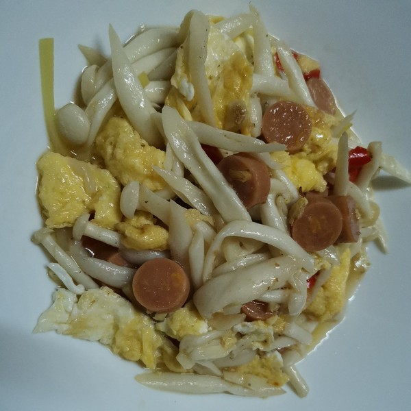 海鲜菇炒鸡蛋，海鲜菇炒西红柿