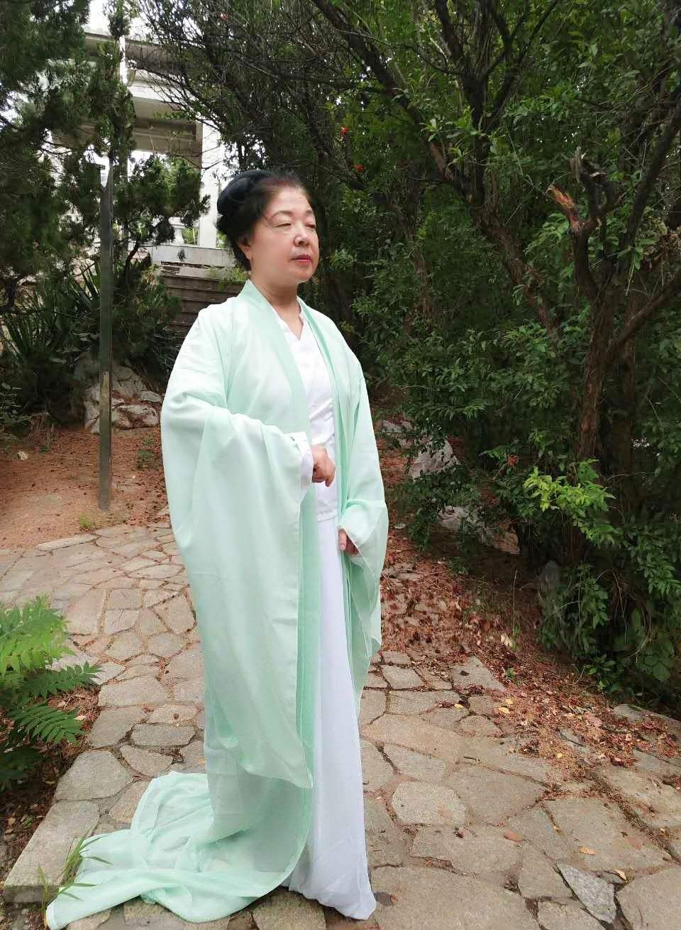 风鬟霜鬓，风鬟霜鬓读音