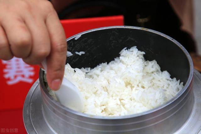 怎么蒸米饭好吃，怎么样蒸米饭又香又好吃