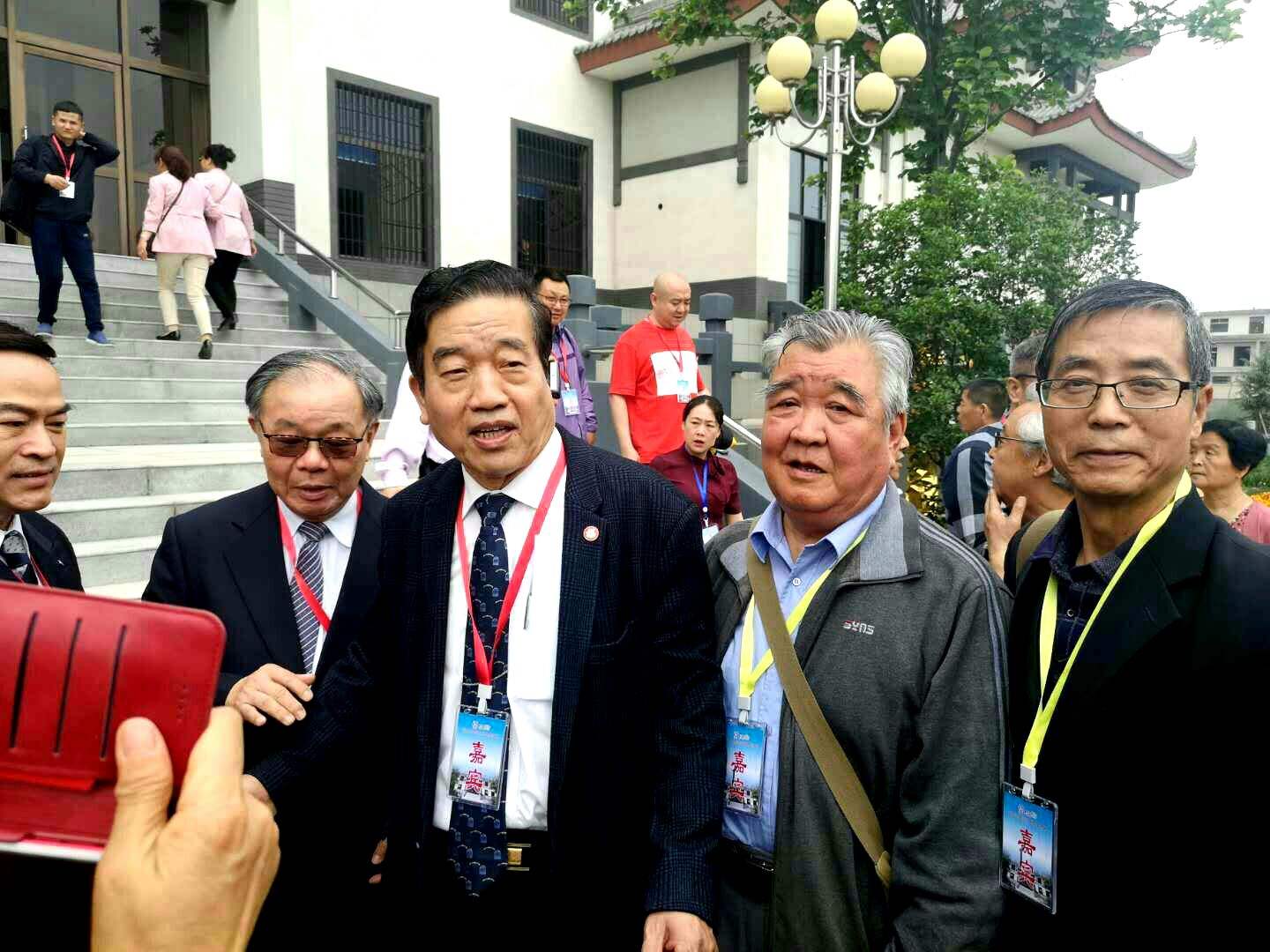 乐天居士，乐天居士是指哪位诗人