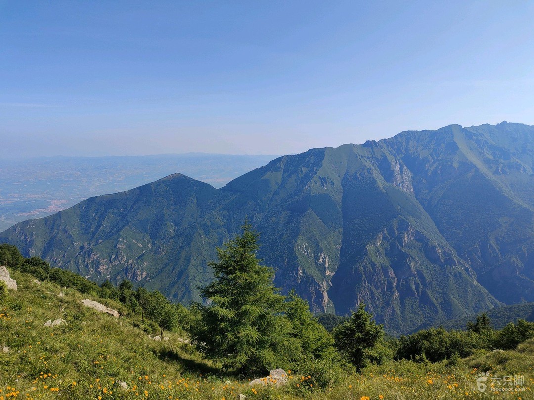 小五台山在哪里，五台山必去的五个景点