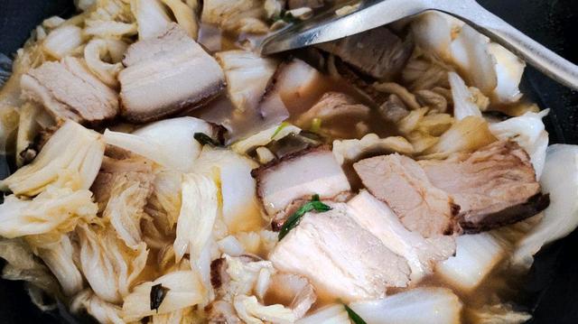 大白菜烧肉，大白菜烧肉隔夜能吃吗