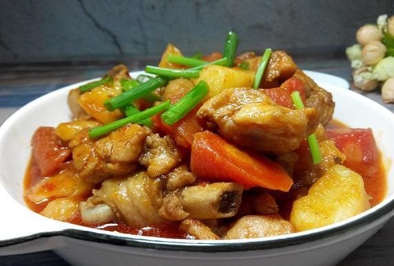 鸡腿烧土豆，鸡腿烧土豆的做法视频