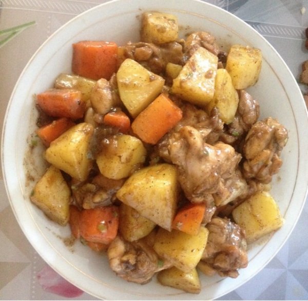 鸡腿烧土豆，鸡腿烧土豆的做法视频