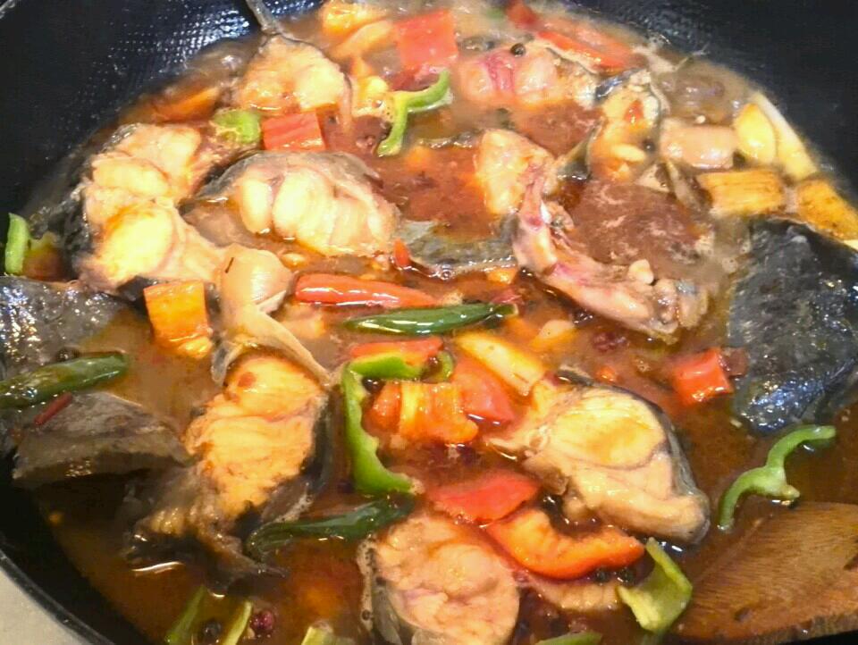 鲶鱼好吃吗，公厕化粪池有鲶鱼
