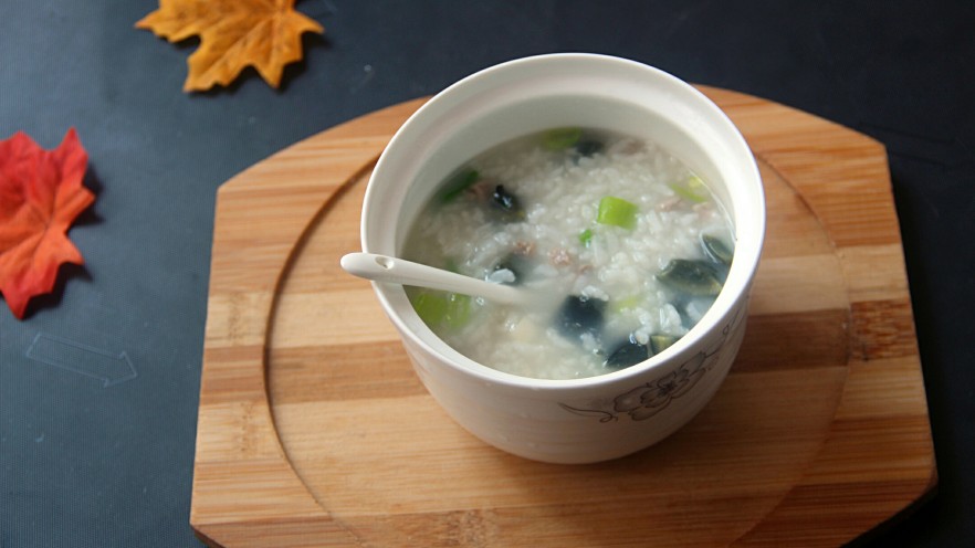皮蛋粥，皮蛋粥要煮多久